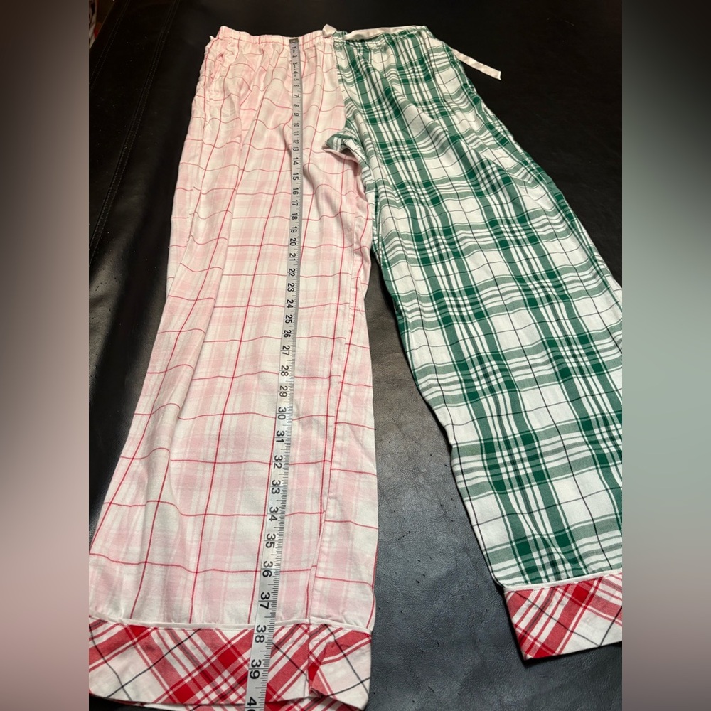 Victoria's Secret Red and Green Plaid Pajama Set size M - Picture 14 of 16